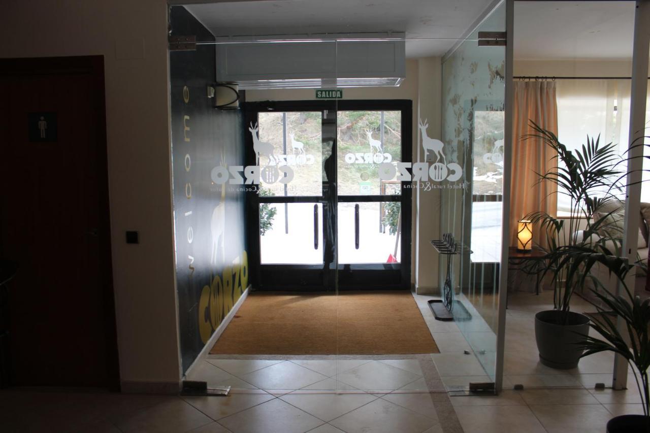 Corzo Hotel เซร์เซดียา ภายนอก รูปภาพ