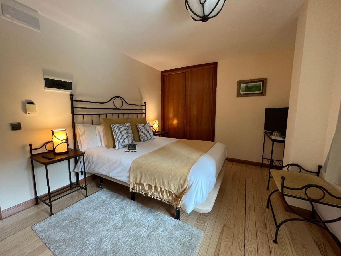 Corzo Hotel เซร์เซดียา ภายนอก รูปภาพ